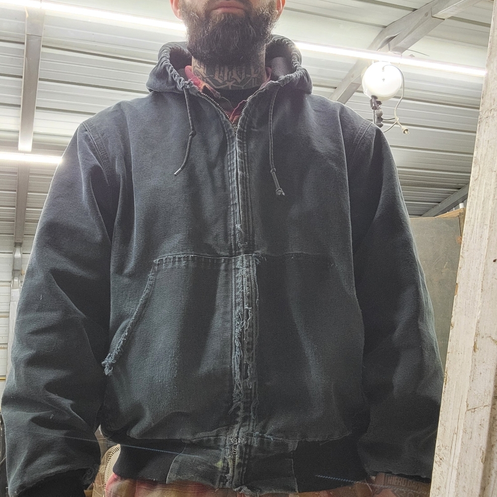 COPY - Carhartt jacket large distressed black